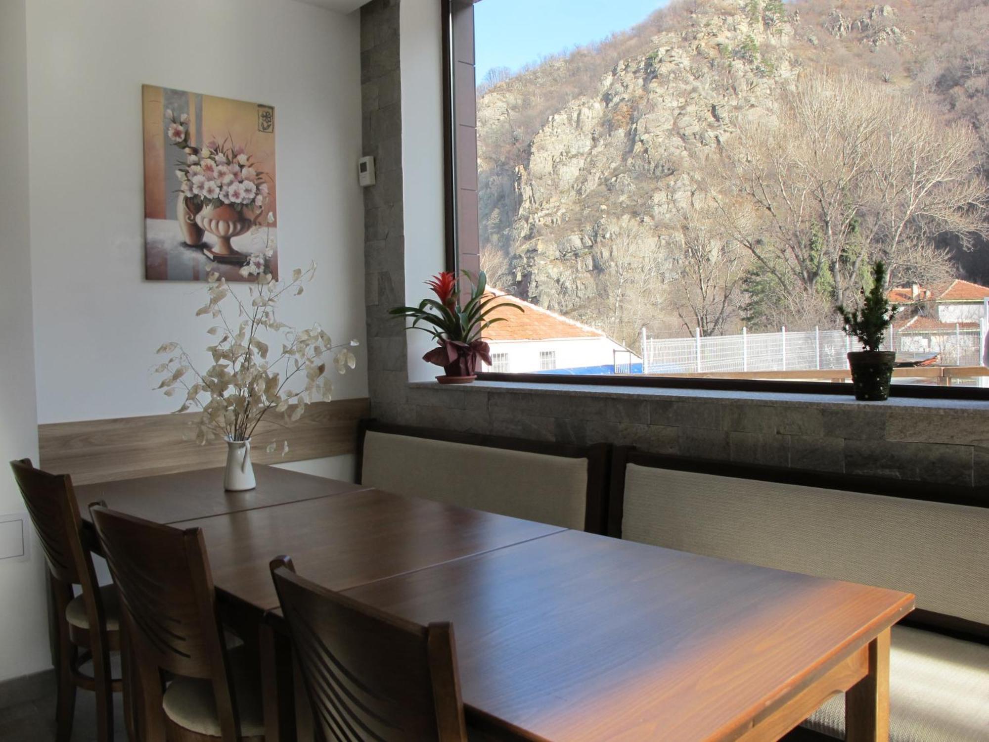 Aqua Varvara Hotel Vetren Dol Экстерьер фото